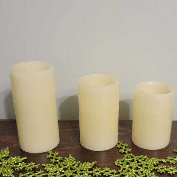 New Flameless LED Vanilla Scented Graduated Ivory Wax Pillar Candle Set of 3 - Picture 8 of 8